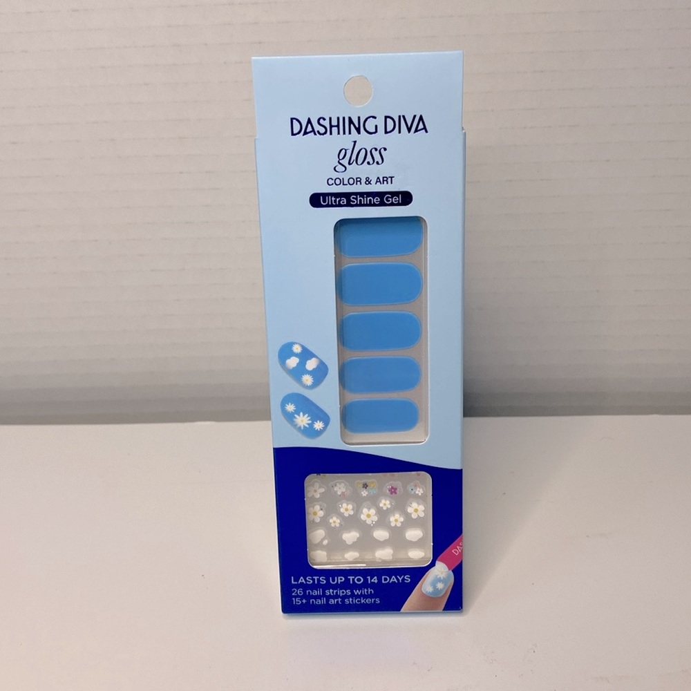 4/$20 Dashing Diva Gloss Ultra Shine Gel Nail Strips – Color & Art